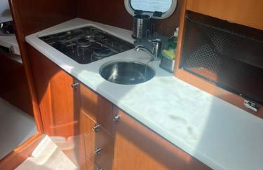 Sea Bloom II - Night in a Fancy Speedboat - Photo 7