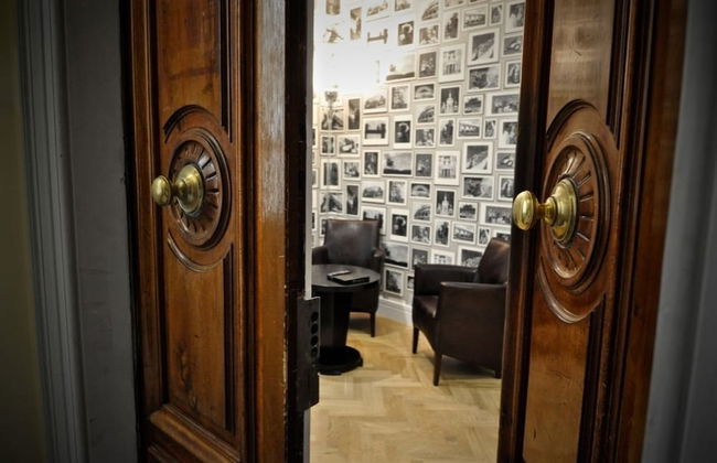 Place 24 Suites & Wellness - Photo 33