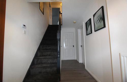 4 Bedroom House Near Manchester Airport, Wythenshawe Hospital and Trafford Centre - Foto 34