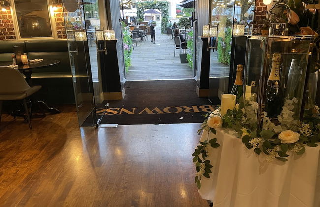 Stunning View 2 Bed Apartment - Canary Wharf City - Foto 9