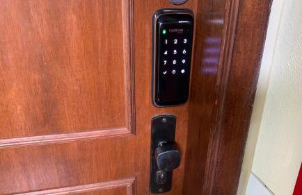 Guarujá Praia do Tombo! Ar, Piscina, Vaga, WIFI, TV Smart, perto da praia! - Foto 16