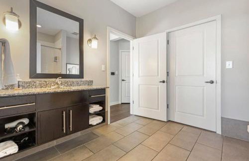 Luxurious Downtown Corner Views 2 bed 2bath 61 - Foto 11