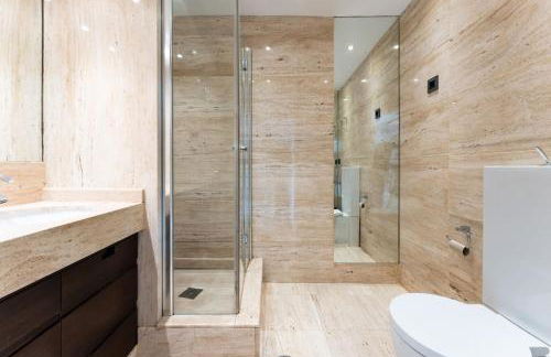 Exclusive Villa with Sea View Near Center - Foto 26