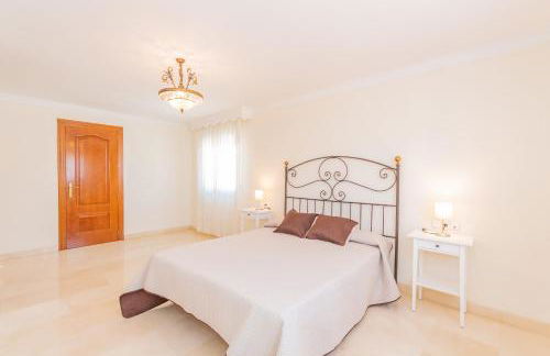 Cubo's Villa Paraiso - Photo 28