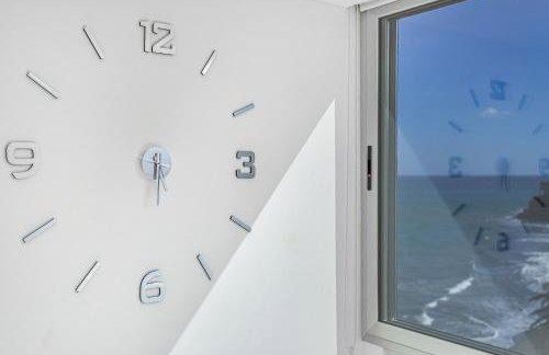 Newly Refurbished Beachfront - Foto 14