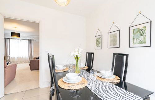 Convenient & cosy 3 bed house - Foto 15