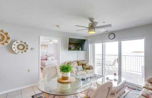 Cozy Lakefront Middle Bass Retreat with Balcony - Foto 2