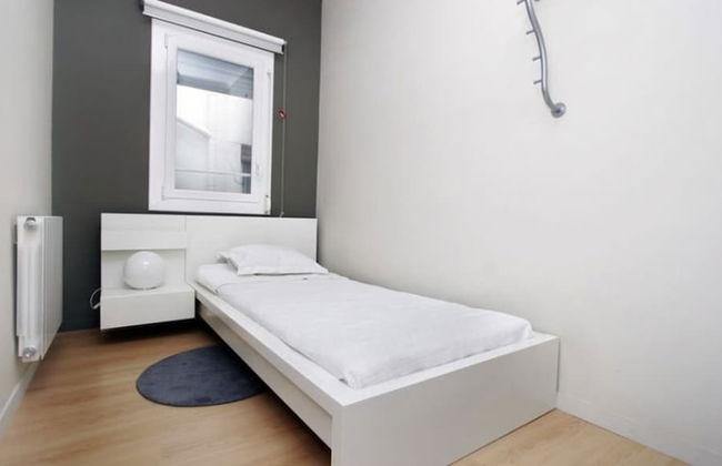 BarcelonaForRent The Sagrada Penthouse - Photo 6