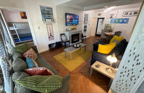 Spacious Ranch 7 min to beach/ airport Pet friend - Foto 13