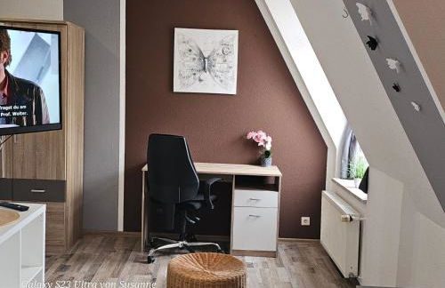 Gemütl Wohnung mit Blick auf den Hafen - Photo 22