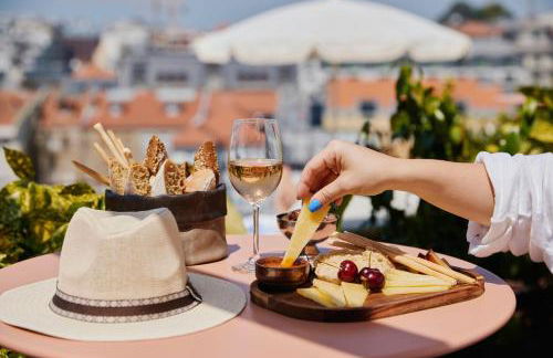 The Social Hub Porto Extended Stay - Photo 4