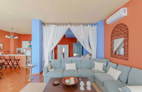 Mediterráneo Outdoor Pool - Photo 4