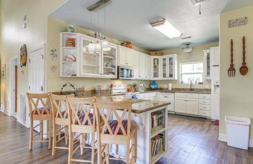 Steps to Crystal Beach! Family and Pet-Friendly Home - Foto 16