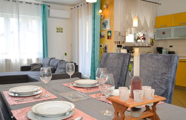 Radovani Peaceful and Serene Apartment With Terrace - Foto 25