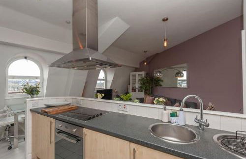 Shoppers Oasis - Heart of Leeds City Centre - Pass the Keys - Foto 19