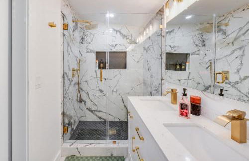 4BR Escape - Mtn Views Private BBQ - Foto 22