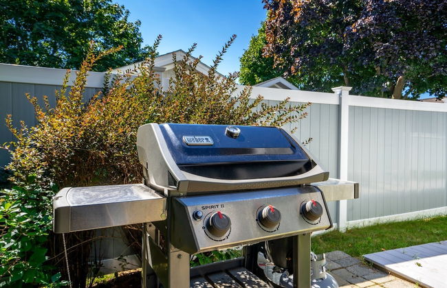 Beachwood Getaway Sleeps 10! - Photo 40