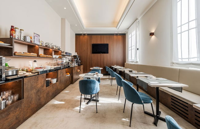 Astoria Deluxe Rooms,,Check in presso L’Hotel Astoria, Via Fratelli Rosselli 14 ,, - Foto 20