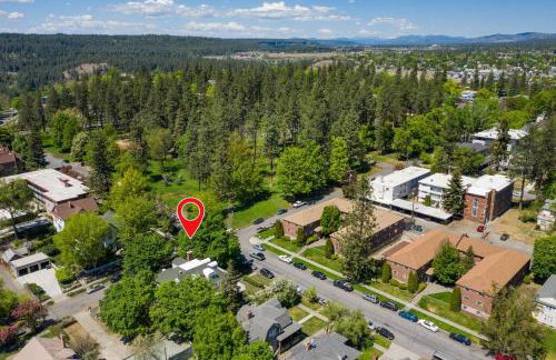 Entire Main level of Beautiful Historic Home - Foto 7