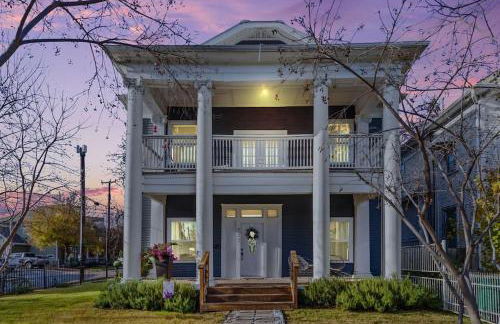 Reduced! Casa Paz - Historic Home Walking Distance - Foto 1