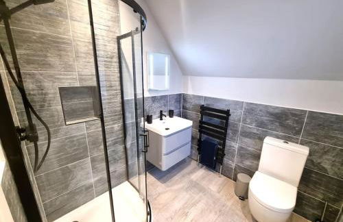 Brand New, Stunning Beachside House - Foto 22