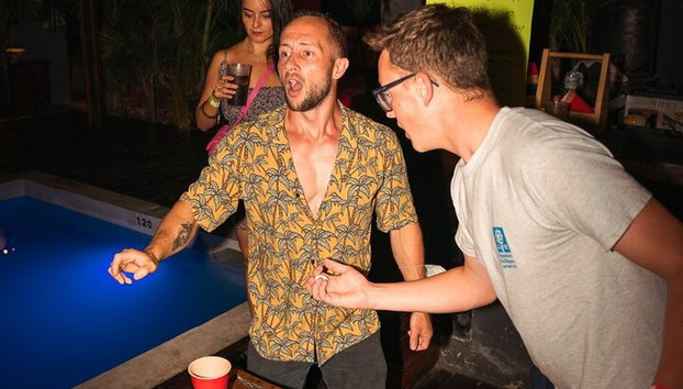 Social Pub Crawl in Puerto Escondido - Foto 3, Spiele spielen