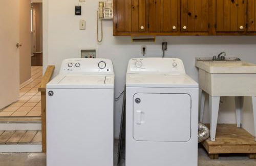 The VIBE House with POOL - Foto 40