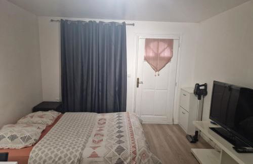 Studio à Orsay à 5 min du RER B Le Guichet - Foto 21