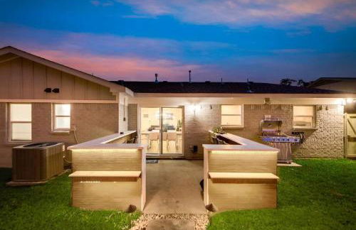 Luxury Home w Hot Tub near AT&T Stadium - Foto 27