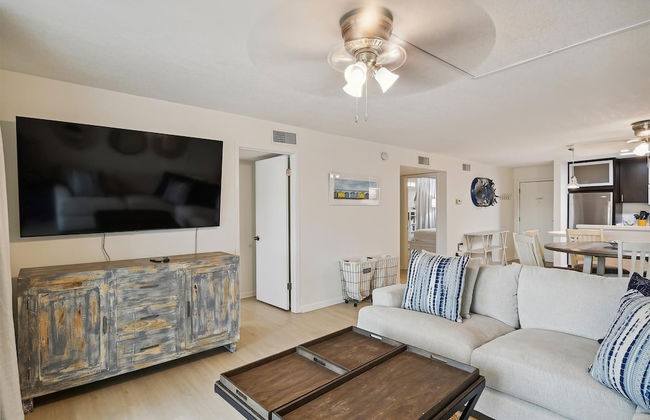 Dolphin Point 203c 2 Bedroom Condo by RedAwning - Foto 17
