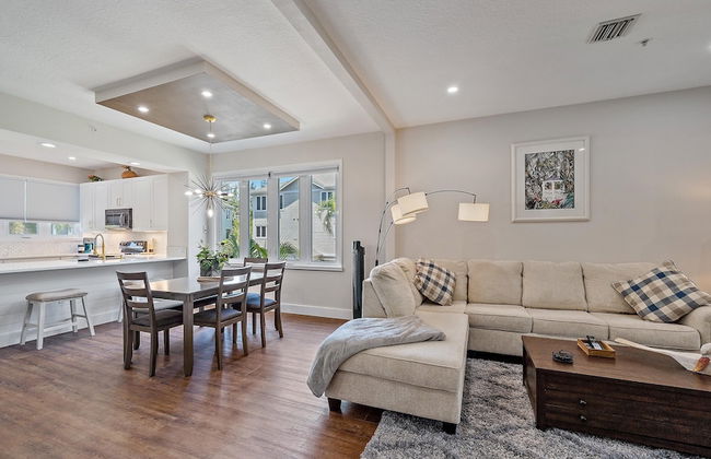 Sunshine Cottage At Cedars 2 Bedroom Condo by RedAwning - Foto 19