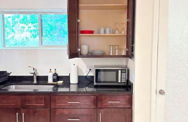 Cozy Corner 10mins to Downtown - Foto 12