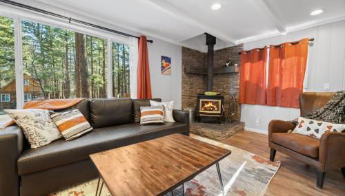 Vanderhut Chalet - Walking distance to a local park, skate park, and dining - Foto 2