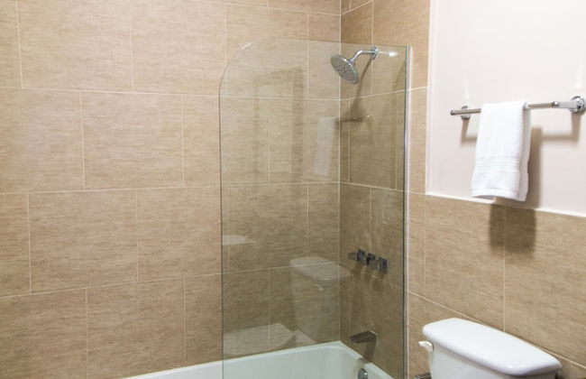 New Kingston Apartment at The Palms - Foto 25