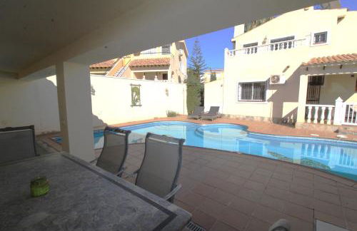 4 Bedroom Family Villa with Private Pool in Villa Martin - Foto 45