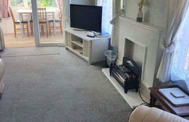 On farm Chalet, sleeps 6, Rhoshirwaun - Foto 7