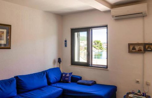 Beautiful Apartment In Klek With Wifi - Photo 20