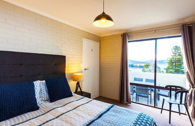 Summit 11 - Fabulous views and location - Photo 5