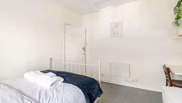 Camden 3-bed, Sleeps 6, 1 Min to Tube & Parking - Foto 4, Habitación