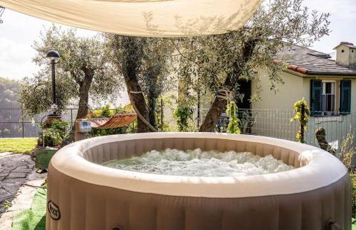 [Rainbow house]- with Jacuzzi-wifi-garden-balcony-parking - Photo 3