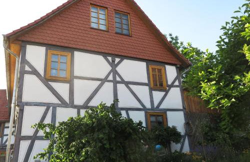 Fachwerktraum im Hof - Foto 3