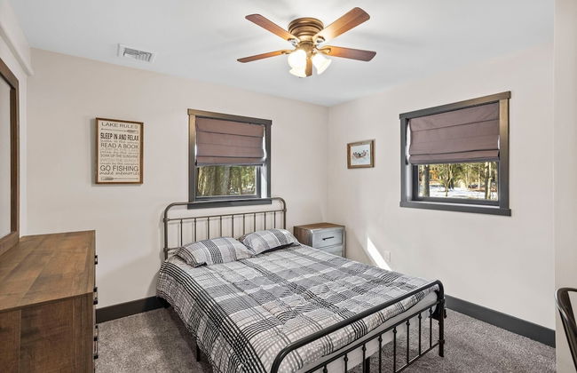 The Breck by Avantstay Modern 6bdr Cabin w/ Hot Tub & Game Room - Foto 2