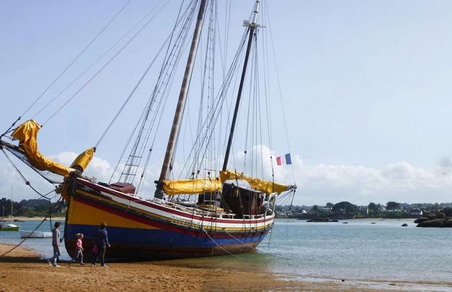 Charming Holiday Home Near the Beach, Locquemeau - Foto 16