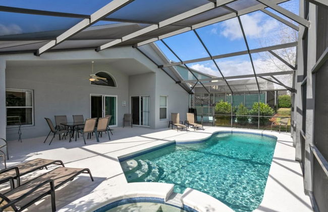 Beautiful 4 Bedroom 3 Bathroom Pool spa Villa - Foto 18