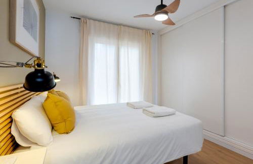 WintowinRentals Modern Apartment with Private Indoor Patio in Málaga - Foto 22