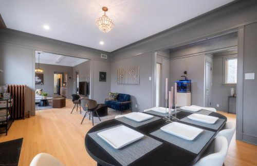 Elegant and Chic 2Bed 2Bath steps from the lake! - Foto 5