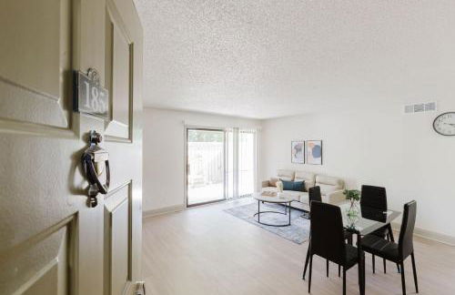 Rosehill Pointe 185 I Spacious 1 Bed 1 Bath - Foto 2