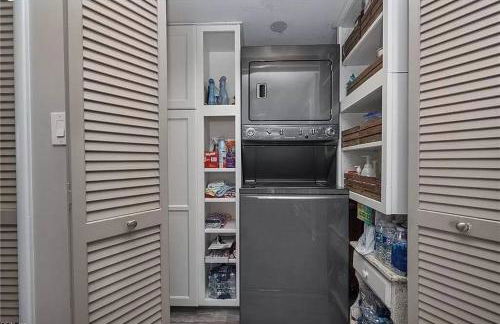 Bay Bliss - Private Beachfront Home with 180° Views & Hot Tub! - Foto 22