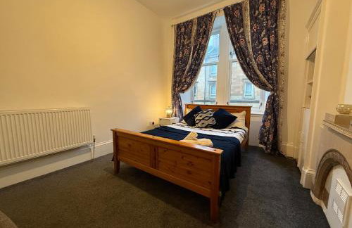 2 Bed Flat - Street Parking - Foto 1