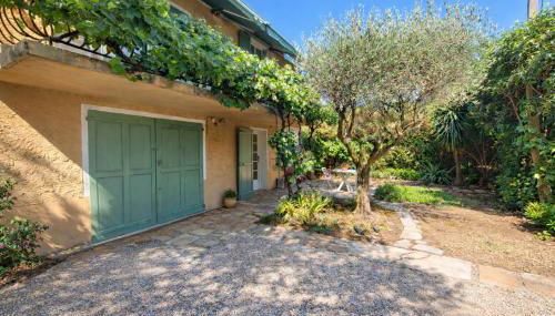 Le jardinet d'Emma - Jacuzzi & Jardin à Arles Calme Parking Gratuit RDC - Foto 2